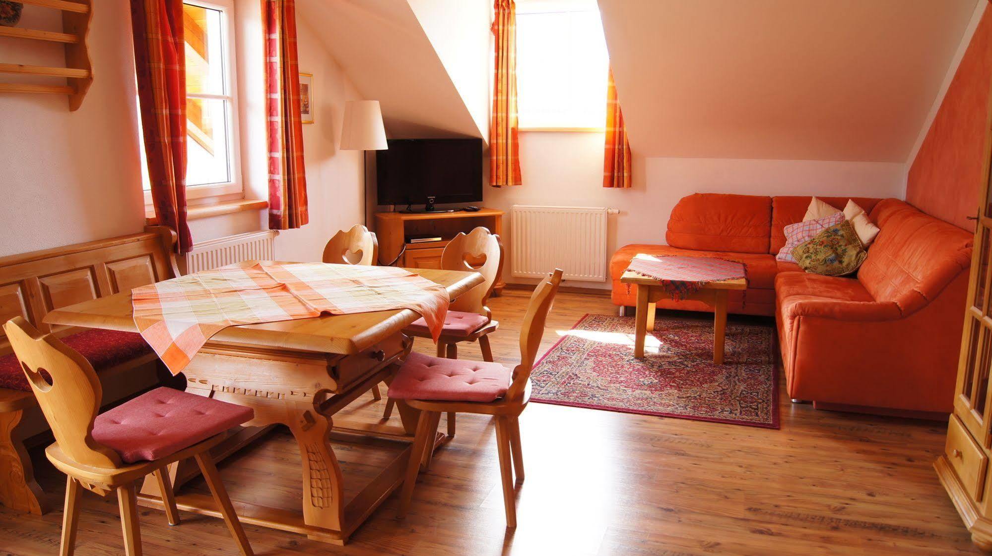 Appartementhaus Eberlhof Assachberg エクステリア 写真